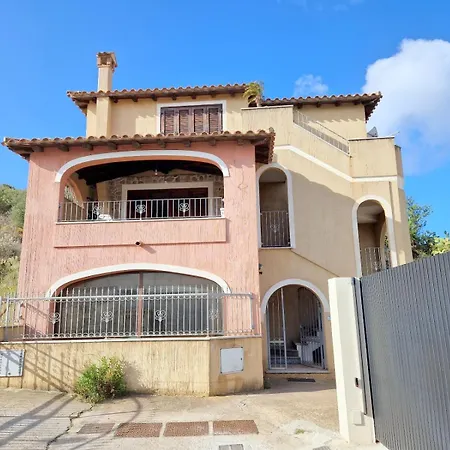 Viola House * Villasimius